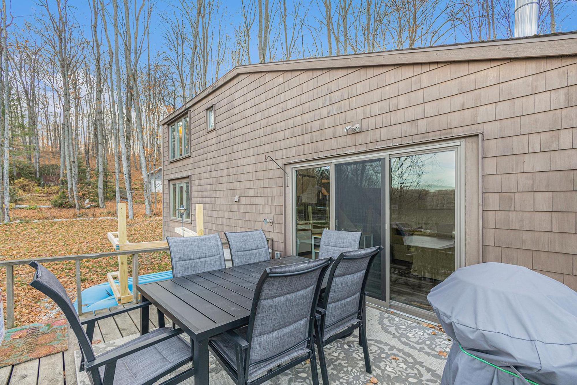 Quiet And Cozy Lakefront Home Near Mt Boyne 盖洛德 外观 照片